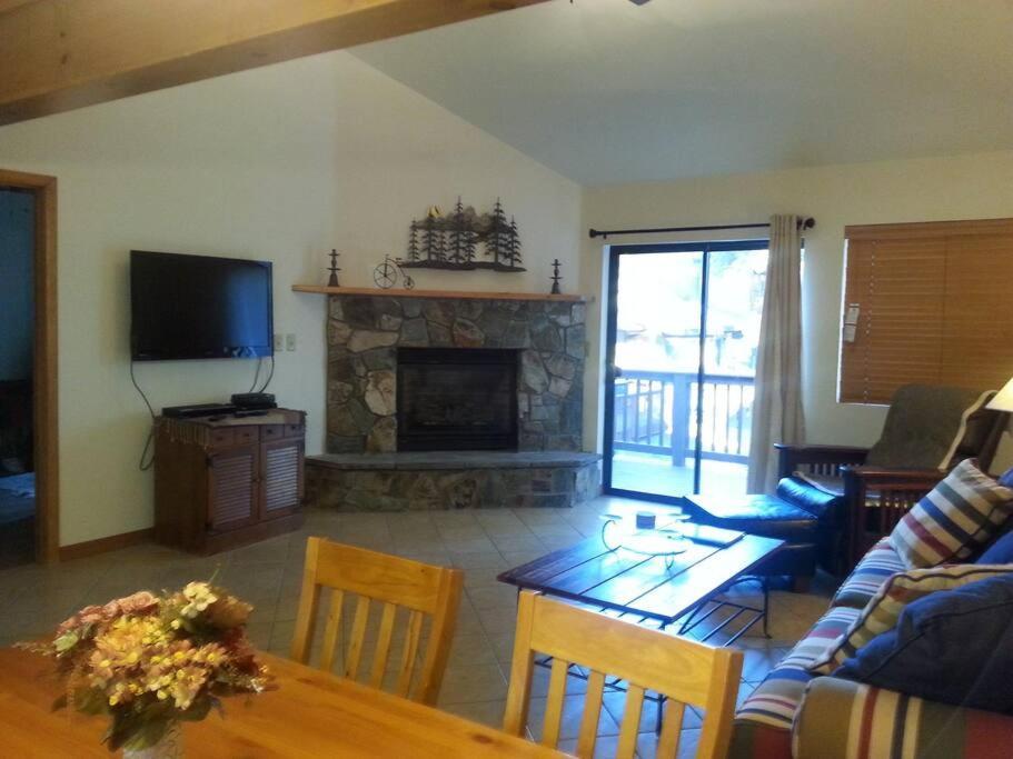 Cozy Flagstaff Home In Cool Pines - Country Club 외부 사진